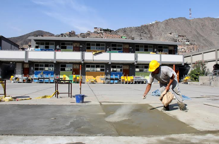 Han transferido S/. 291 mllns. para continuar obras en colegios de todo el país