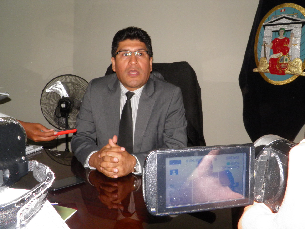 Multan a jueza de la Corte Superior del Santa por llegar tarde a audiencia contra Arroyo Guevara