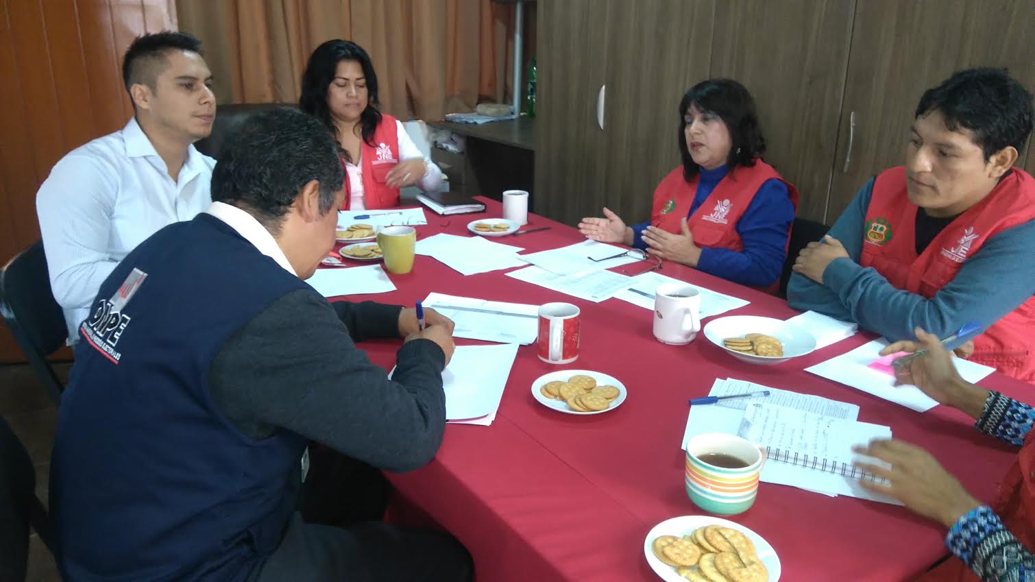 JEE Santa organiza reunión de coordinación con ODPE con miras a la segunda vuelta