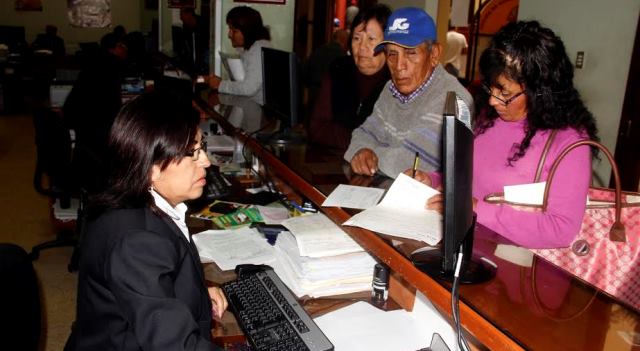 Oficina de Administración Tributaria de la MPS atenderá el 30 y 31 hasta las 7.30 p.m.