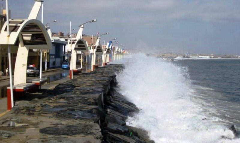 Desde este domingo litoral peruano presentará oleajes anómalos  