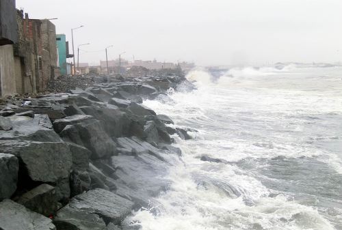 Oleaje ligero a moderado habrá en todo el litoral peruano esta semana