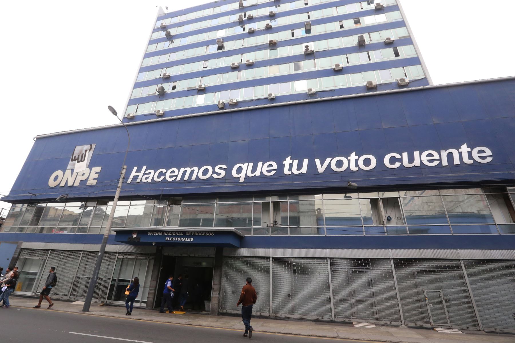 ONPE aprueba formatos para aportes, ingresos y gastos de campaña