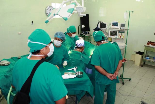 Chimbote: "La Caleta" realiza primera operación de incontinencia urinaria y prolapso aplicando novedosa técnica