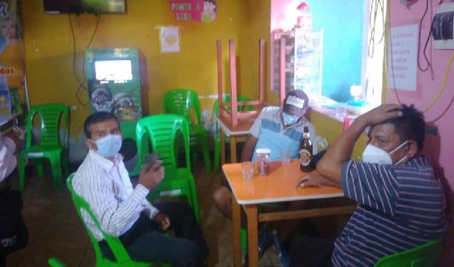 Intervienen bar clandestino en Chimbote lleno de borrachos en plena cuarentena