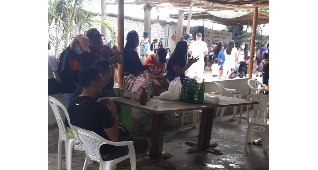 Intervienen a 76 personas en reunión con alcohol en recreo campestre de Chimbote