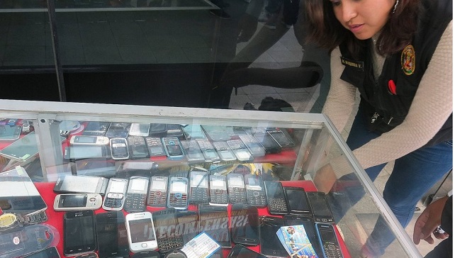 Chimbote: Incautan en “La Cachina” 19 celulares por carecer de documentación de procedencia legal