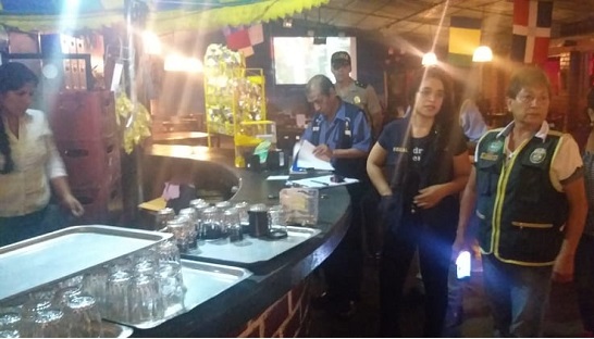 Hallan a ciudadanas extranjeras laborando con pasaportes vencidos en locales nocturnos en Chimbote