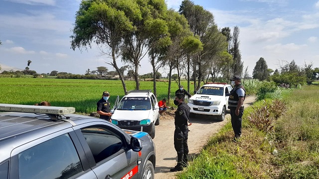 Intervienen a pareja implicada en asalto a transeúntes con arma de fuego en Chimbote