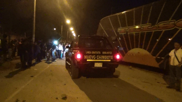 Atrapan a sujeto que cuchillo en mano asaltaba transeúntes en Nuevo Chimbote