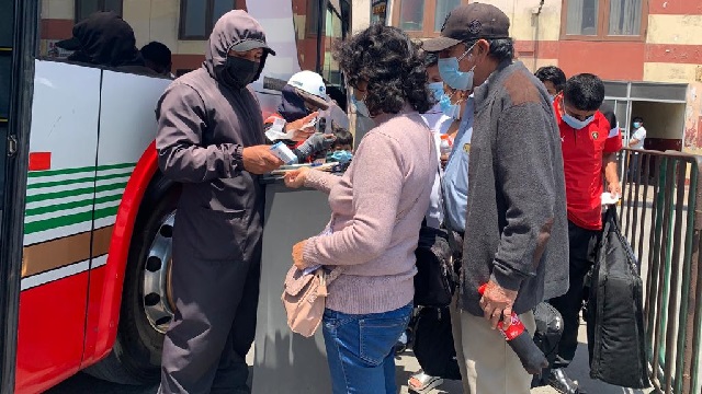 Chimbote: empezaron operativos en terminal terrestre para exigir carné de vacunación