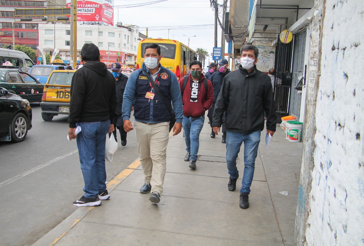 Realizan operativo en Chimbote para evitar que negocios no autorizados atiendan al público
