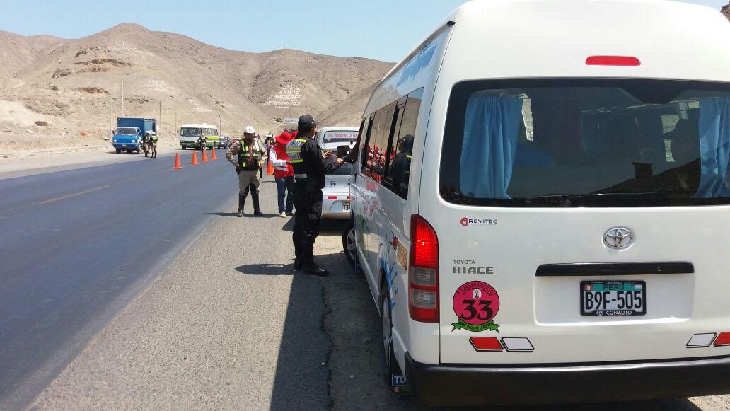 Chimbote: internan en el depósito a 25 minivan y autos por ofrecer servicio informal