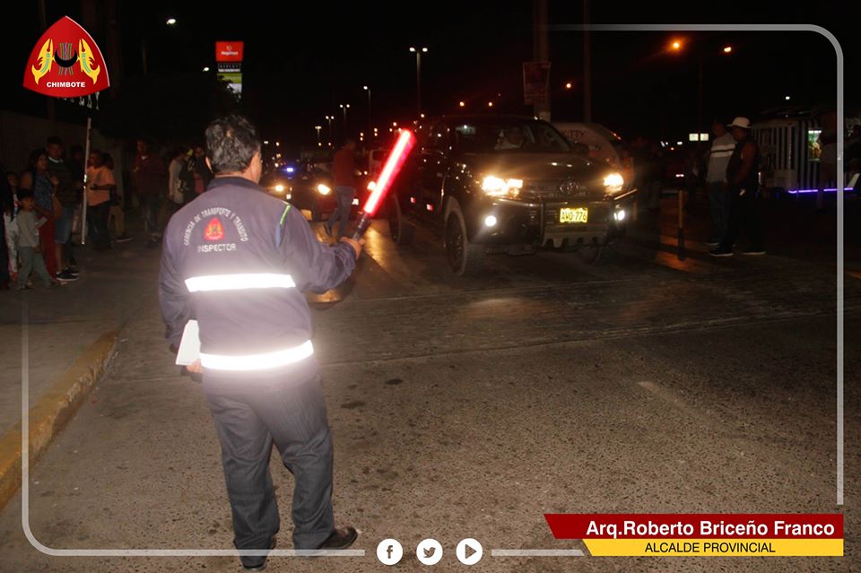 Realizan operativo de control en exteriores del centro comercial “Mega Plaza”