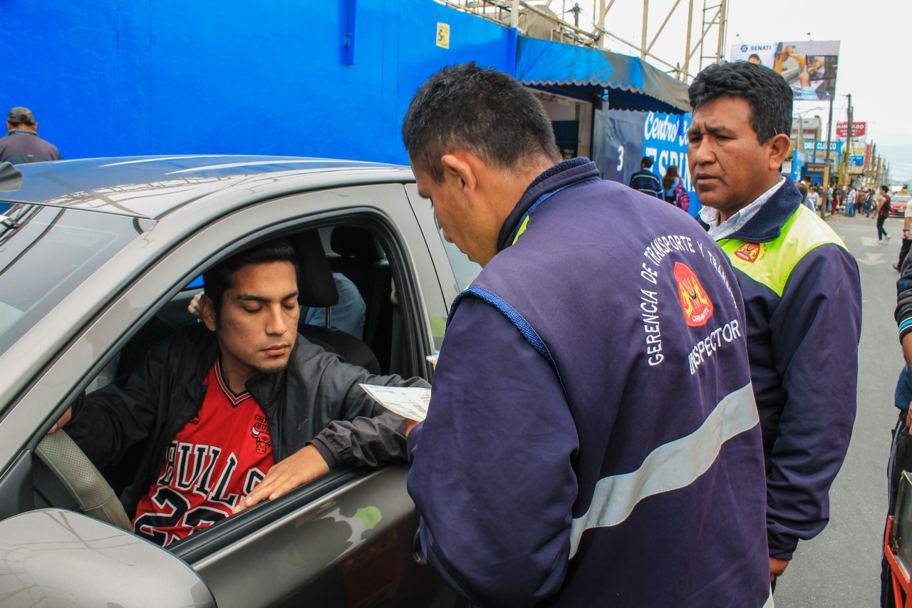 Chimbote: multan a conductores de servicio público que no cuentan con tarjeta de circulación