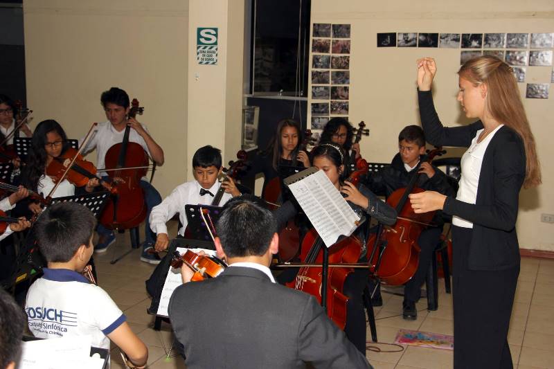Músicos de Orquesta Sinfónica de Chimbote harán presentaciones gratuitas en instituciones y empresas