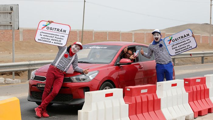 Informan a usuarios sobre sus derechos y servicios en las carreteras 