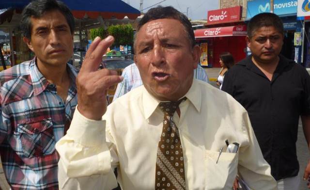  Exigen celeridad en proceso de estafa contra rector de la USP