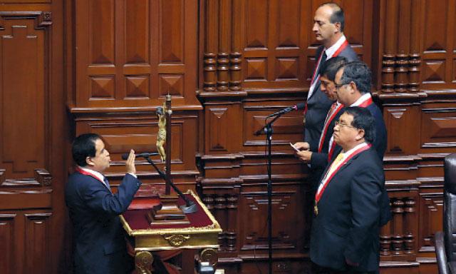 Otárola confirma invertirá un millón de dólares para remodelar plaza del Congreso