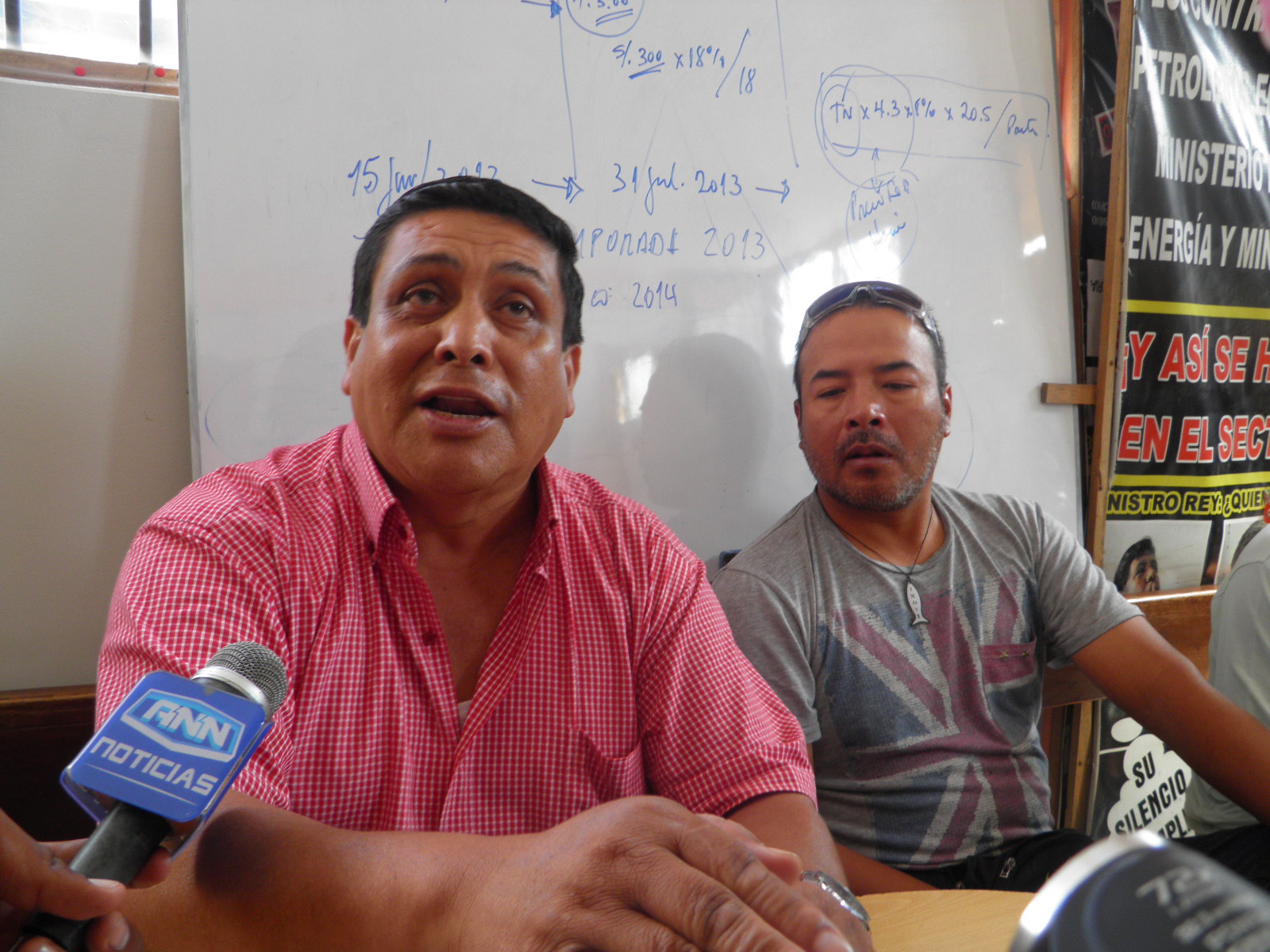 Pescadores de Chimbote denuncian que Banco de Crédito pone trabas para liberar CTS  