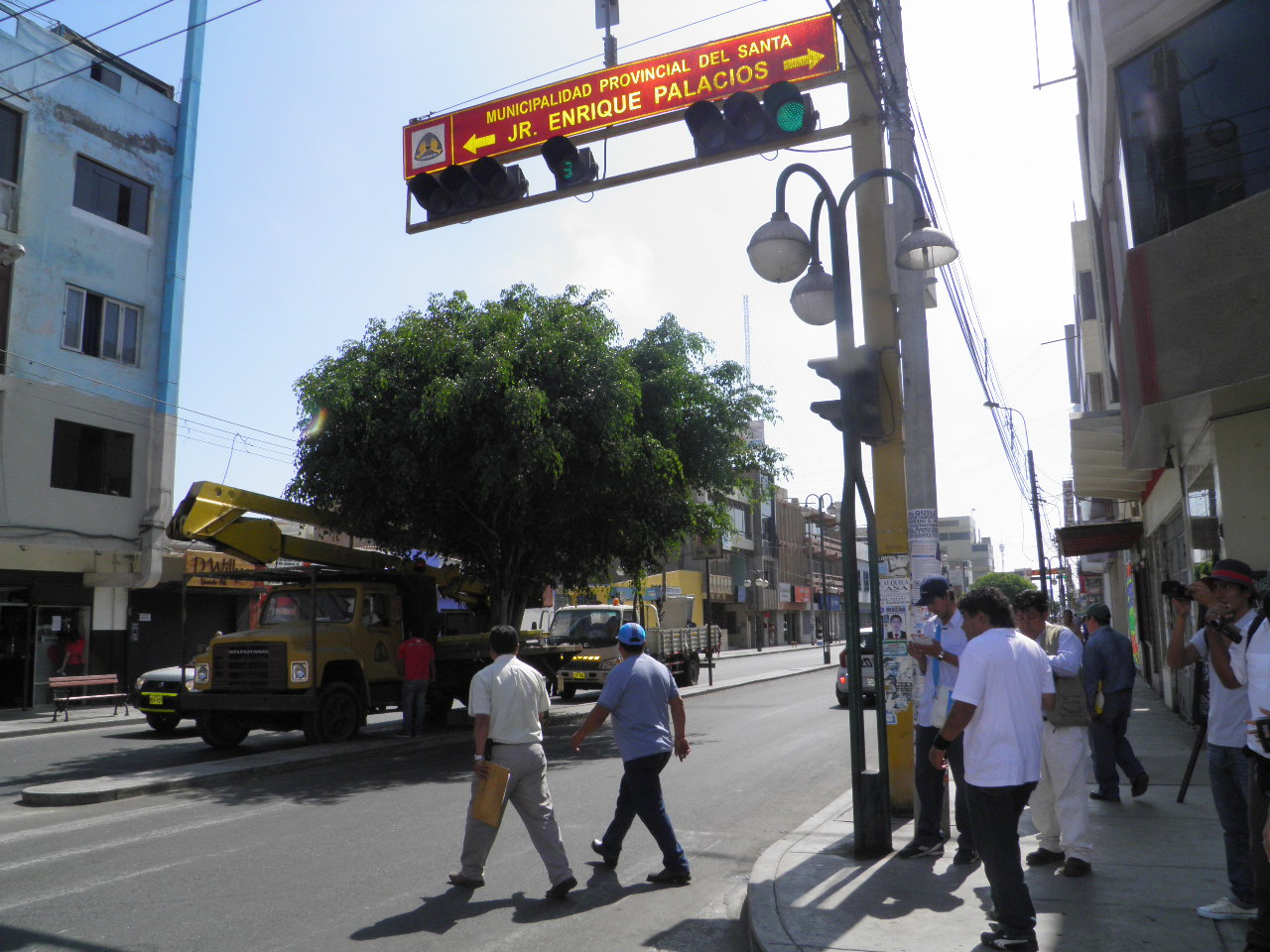 Chimbote: Evalúan “semáforos inteligentes” que se encuentran inoperativos 