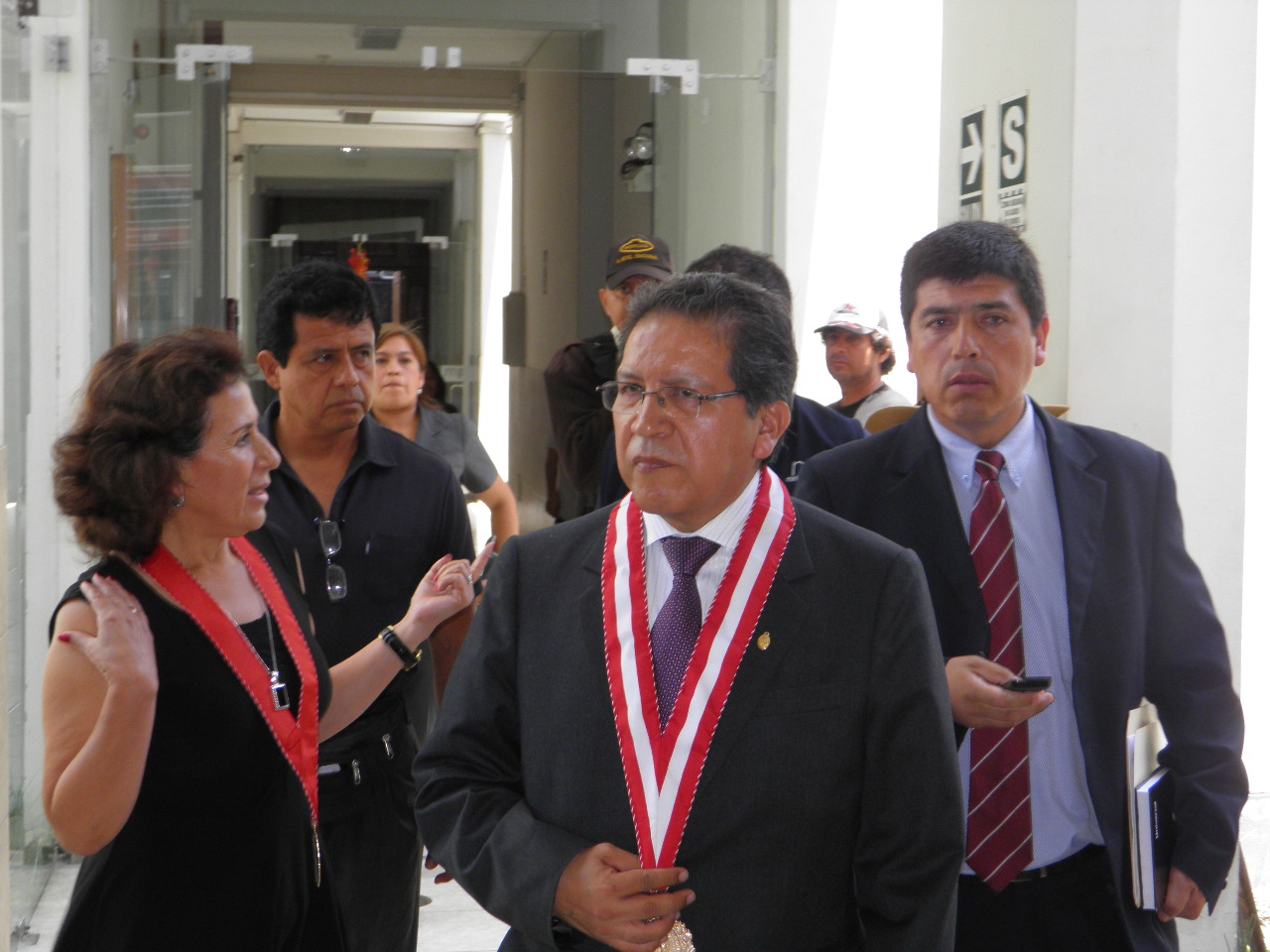 Fiscal de la Nación realiza visita sorpresiva a Ministerio Público de Chimbote