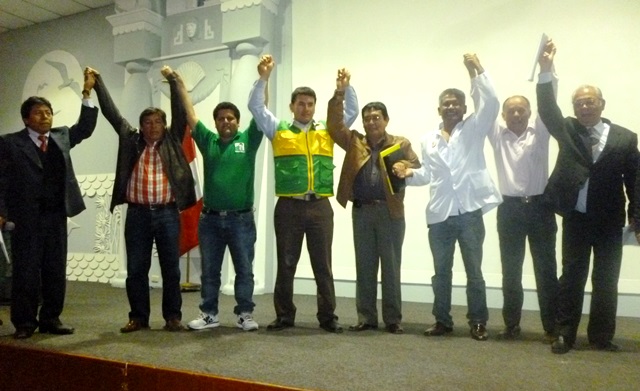 Chimbote: candidatos a alcaldes provinciales firmaron Acuerdo de Gobernabilidad 2015-2018