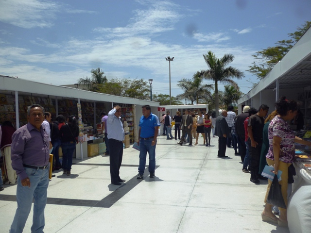 Hoy sábado 6: actividades en la Feria del Libro de Nuevo Chimbote 2014
