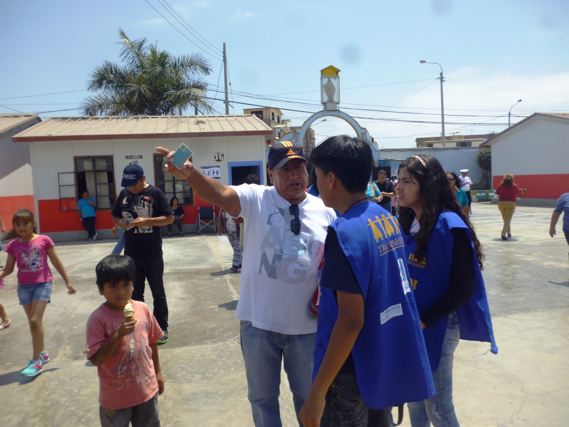 Observación electoral realizaron 40 jóvenes voluntarios de Transparencia en Chimbote