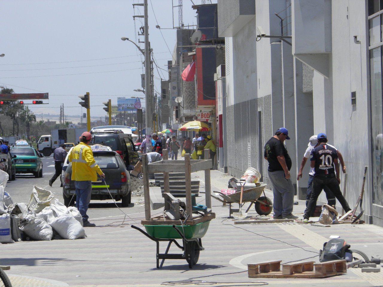 Chimbote: comuna denunciaría a empresa si no concluye obra centro cívico