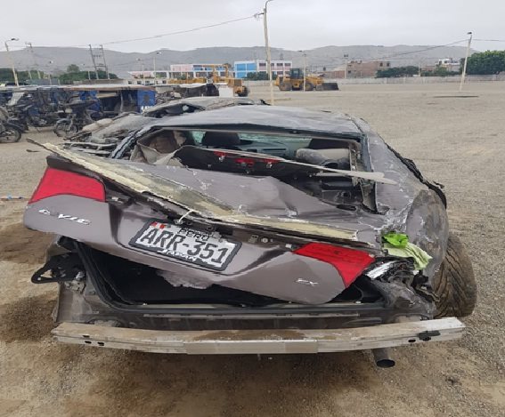 Accidente de tránsito deja un muerto y un herido en la Panamericana cerca de playa Tortugas 
