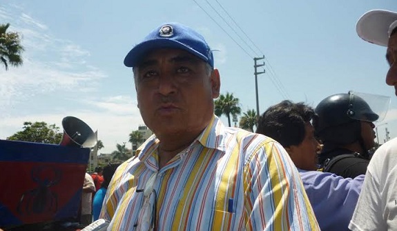 Cambio Puente: Pese a estar impedido alcalde participó en paro regional