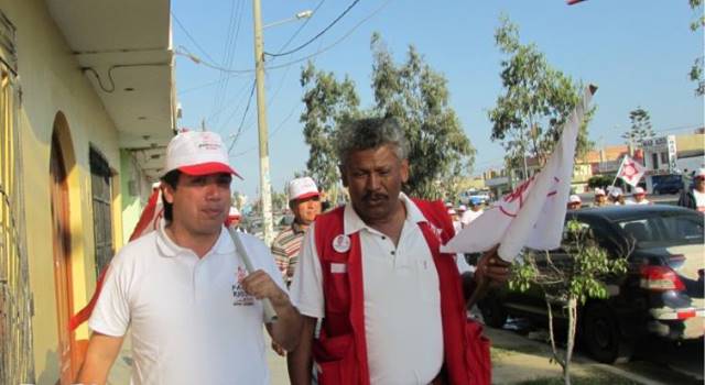 Nuevo Chimbote: candidatos por el APRA en campaña "puerta a puerta" 