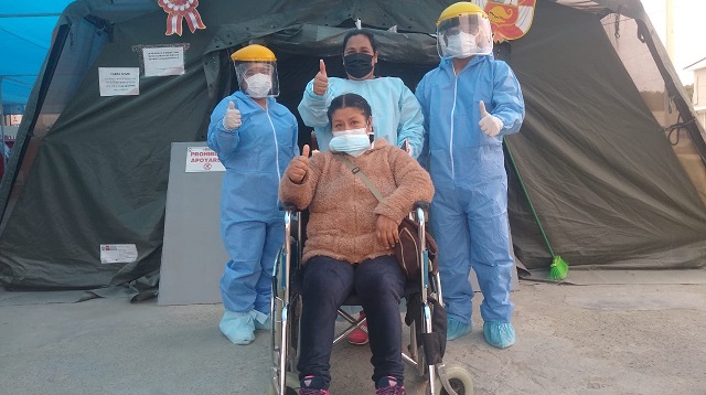 Chimbote: ama de casa comprueba en ella y en su mamá de 70 años que la vacuna salva la vida