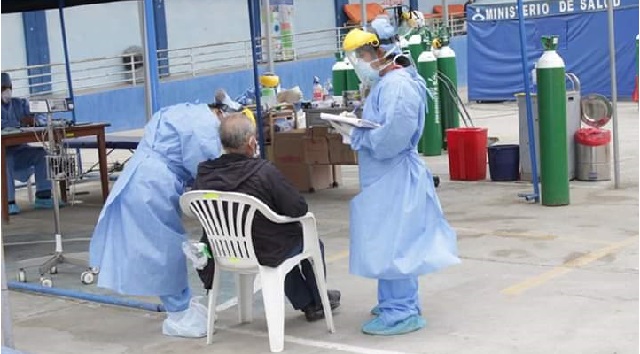 Tres pacientes con Covid-19 son dados de alta médica en Hospital La Caleta de Chimbote