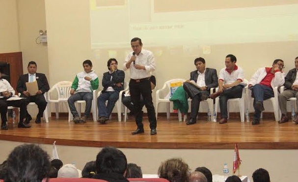 Candidato Paco Gasco participó en foro universitario “Conoce a tu candidato ¡Tú decides!”