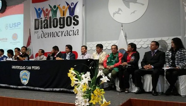 Candidato humanista Paco Gasco firmó pacto ético electoral