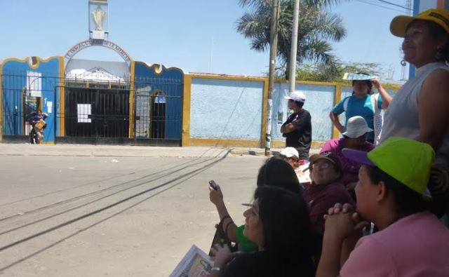  Padres exigen que se retome proceso de selección en colegio Inmaculada