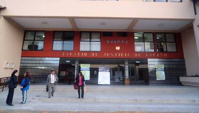 Huari: Sala Mixta Transitoria sentencia a 5 años a ex secretario judicial