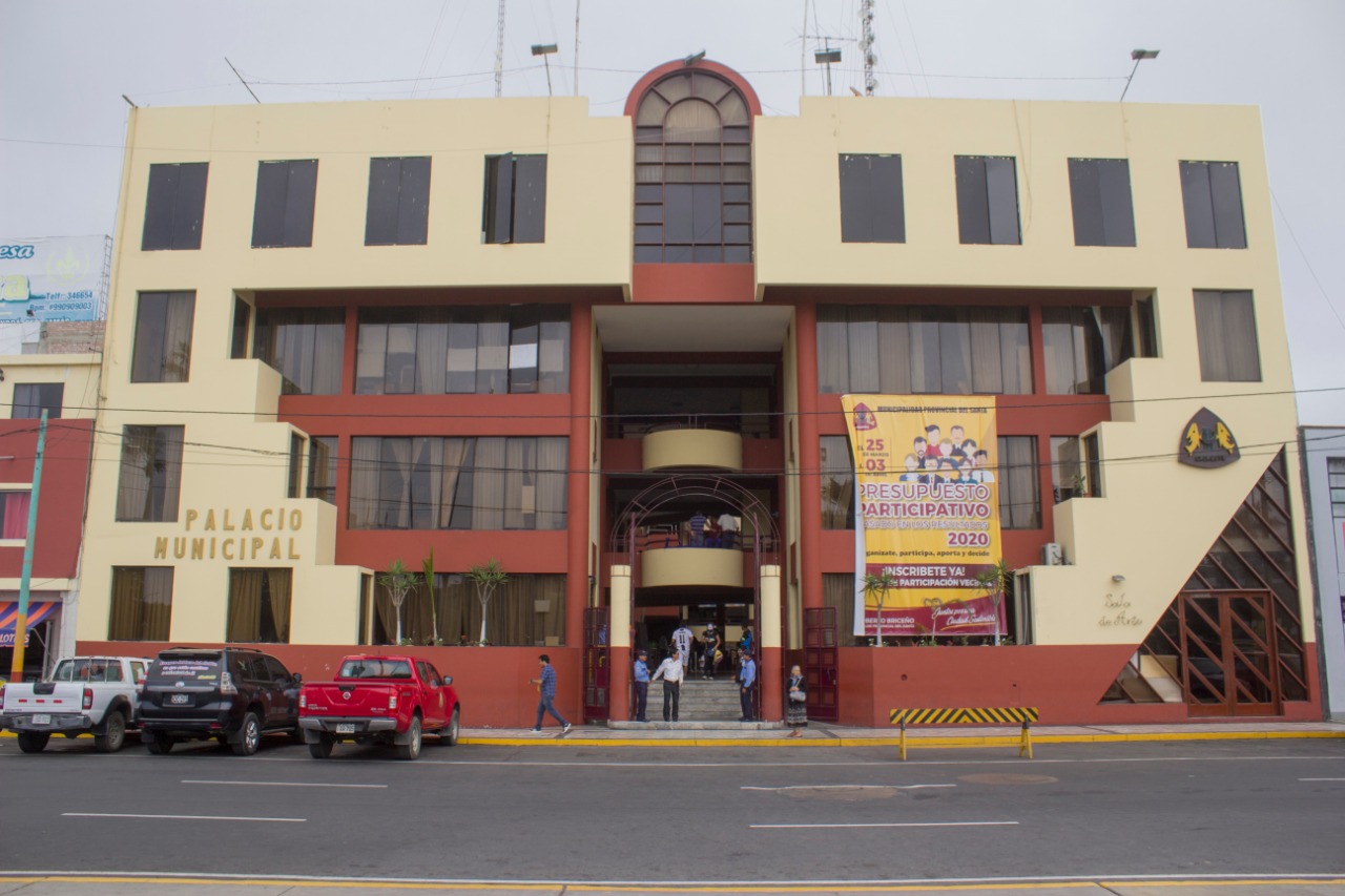 Alcalde Briceño anunció fortalecimiento de gerencia de infraestructura para agilizar obras