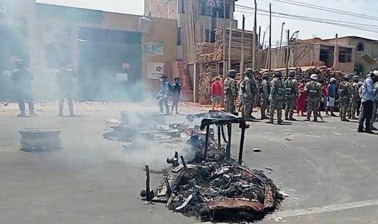 Virú: manifestantes vuelven a tomar la Panamericana después de desbloquearla temporalmente