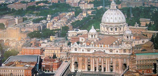 El Papa crea nueva Comisión Económica para la reforma Vaticana (Video)