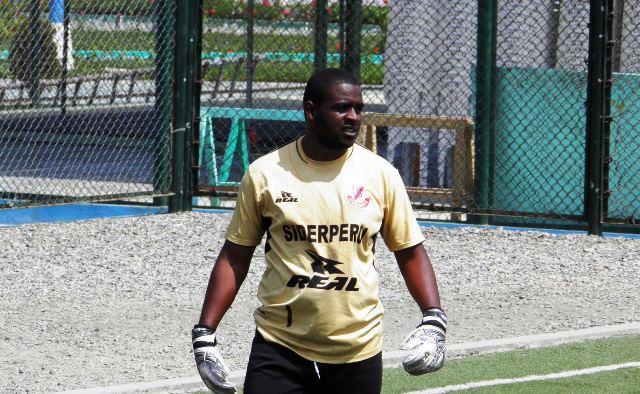 Vuelven la “Pantera” Reyes y Cevasco al once galvista