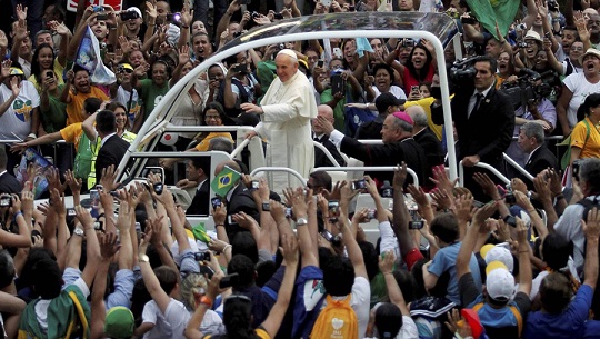 El papa pide a obispos y sacerdotes: ¡Salgamos de las parroquias a evangelizar! (Video)