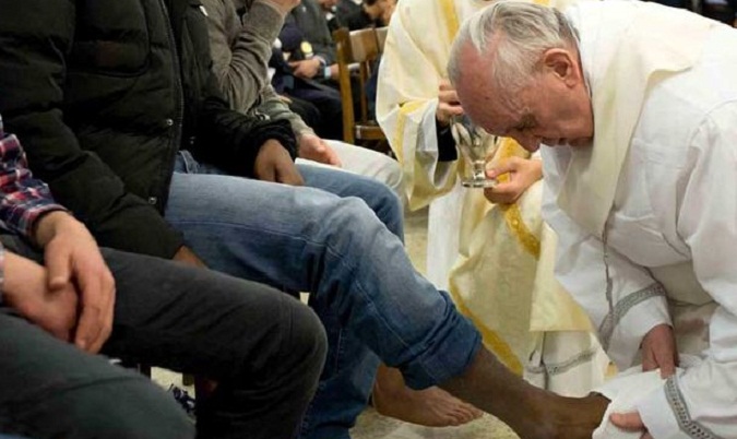 “Francisco es un papa con calle”: Padre Andrés Gallego