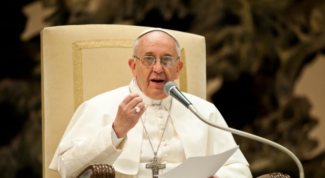 ¿Qué significa que la Iglesia católica es 'apostólica'?, el papa responde (video)