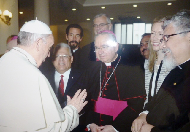 Papa Francisco derramó sus bendiciones para el pueblo chimbotano