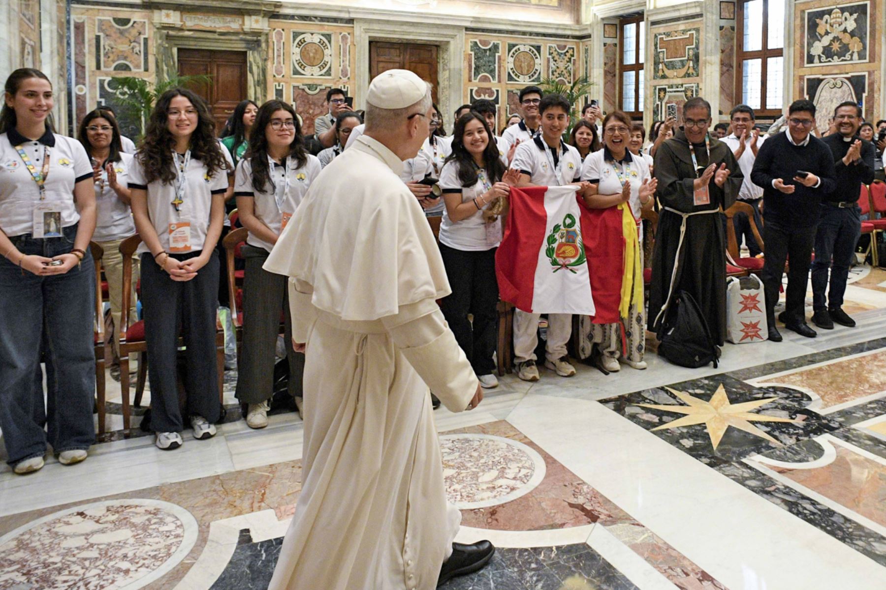 Papa León XIV envía mensaje al Perú por Fiestas Patrias