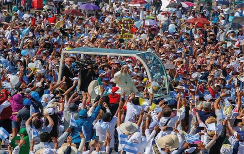 Monseñor Miguel Cabrejos agradece a los peruanos por acogida al Papa Francisco 