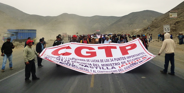 Trabajadores tomaron carretera Panamericana Norte por paro cívico nacional